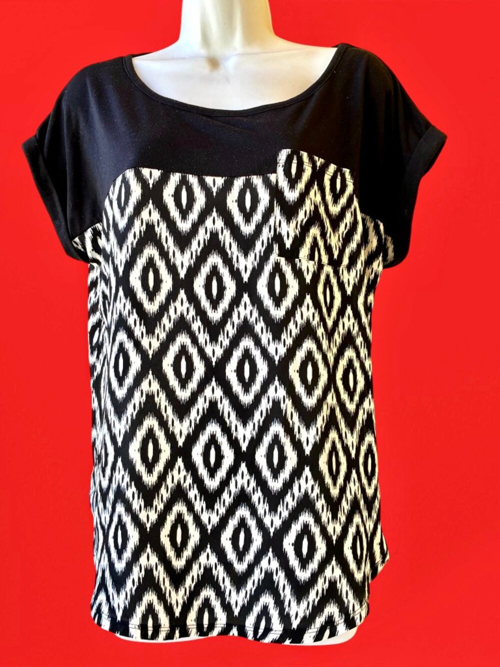 Xhilaration Blouse Top Black & White Cap Sleeve Chest Pocket